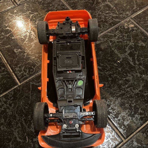 Dodge Charger SRT hellcat R/C Car - Picture 4 of 5